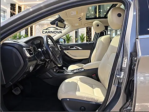2017 Infiniti QX30 AWD, foto 9 de 16, auto usado en venta en CARNOVA Dallas