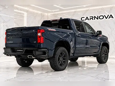 2021 Chevrolet Silverado 1500 4WD Crew Cab 147" LT Trail Boss, foto 2 de 19, troca usada en venta en CARNOVA Dallas