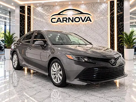 2018 Toyota Camry LE Auto (Natl) photo 1