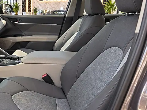 2018 Toyota Camry LE, foto 12 de 16, auto usado en venta en CARNOVA Dallas