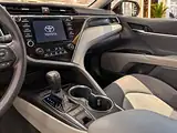 2018 Toyota Camry LE, foto 14 de 16