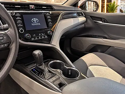 2018 Toyota Camry LE, foto 14 de 16, auto usado en venta en CARNOVA Dallas