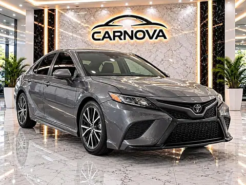 2020 Toyota Camry SE Sedan photo 1