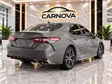 2020 Toyota Camry SE Sedan, foto 6 de 16