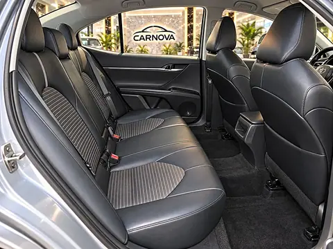 2020 Toyota Camry SE Sedan, foto 14 de 16, auto usado en venta en CARNOVA Dallas