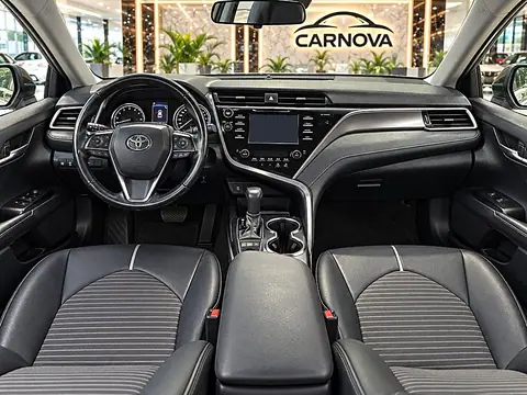 2020 Toyota Camry SE Sedan, foto 11 de 16, auto usado en venta en CARNOVA Dallas