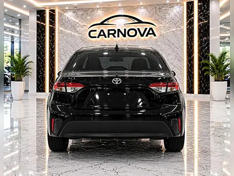 2025 Toyota Corolla LE Sedan photo 4