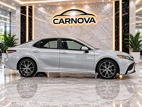 2022 Toyota Camry SE Sedan photo 4