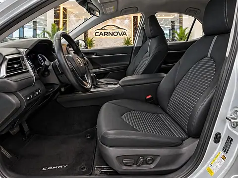 2022 Toyota Camry SE Sedan, foto 10 de 16, auto usado en venta en CARNOVA Dallas