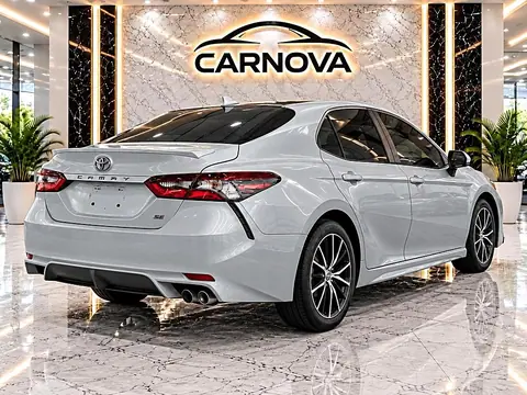 2022 Toyota Camry SE Sedan, foto 6 de 16, auto usado en venta en CARNOVA Dallas
