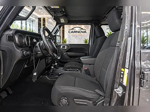 2020 Jeep Wrangler Unlimited Sport Altitude 4x4, foto 10 de 18, auto usado en venta en CARNOVA Dallas