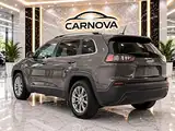 2019 Jeep Cherokee Latitude Plus FWD, foto 7 de 16