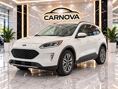 2020 Ford Escape SEL FWD photo 3
