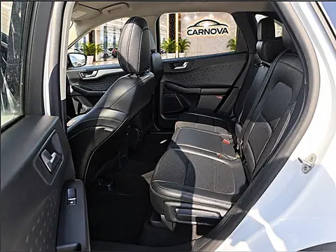 2020 Ford Escape SEL FWD photo 11