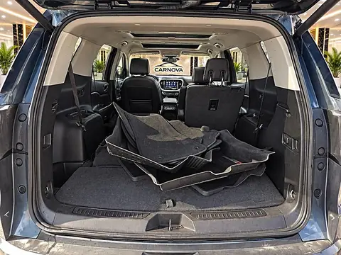 2019 GMC Acadia SLT FWD photo 12