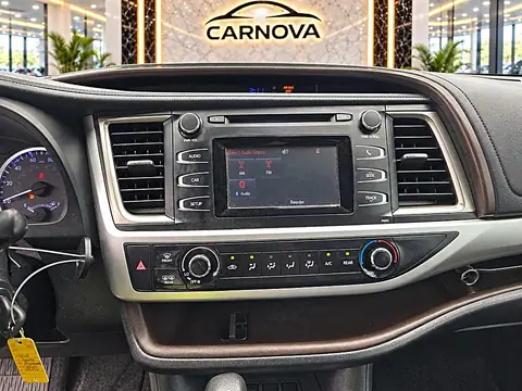 2019 Toyota Highlander LE I4 FWD, foto 16 de 16, auto usado en venta en CARNOVA Dallas
