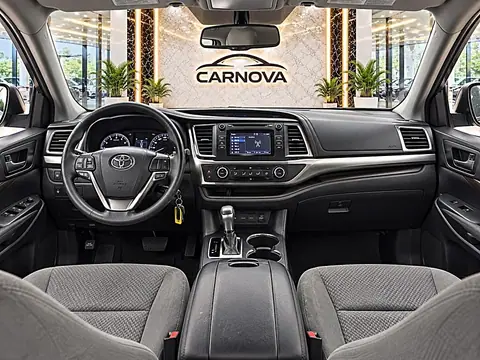 2019 Toyota Highlander LE I4 FWD, foto 13 de 16, auto usado en venta en CARNOVA Dallas