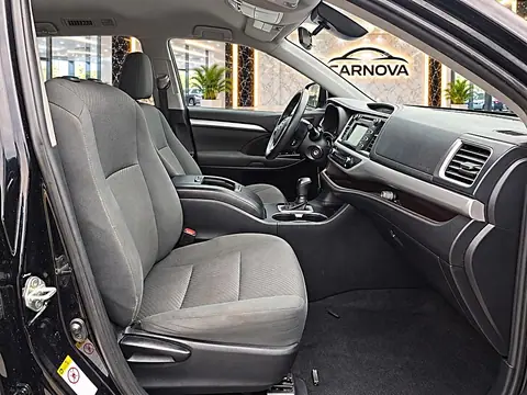 2019 Toyota Highlander LE I4 FWD, foto 10 de 16, auto usado en venta en CARNOVA Dallas
