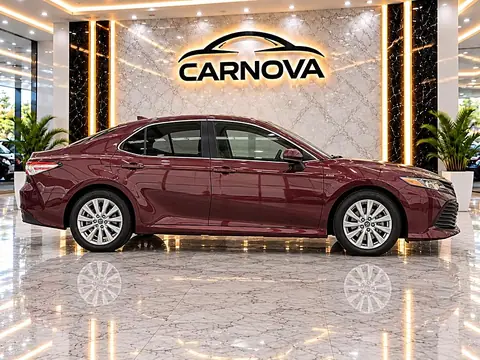 2020 Toyota Camry LE Auto (Natl) photo 2