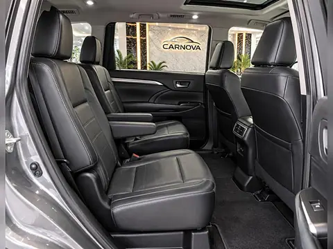 2019 Toyota Highlander SE V6 FWD, foto 12 de 16, auto usado en venta en CARNOVA Dallas