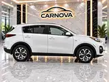 2020 Kia Sportage LX AWD, photo 4 of 16