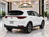 2020 Kia Sportage LX AWD, photo 8 of 16